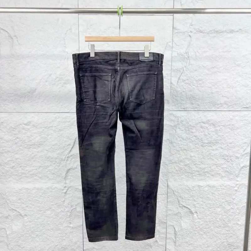 Burberry Burberry Black Cotton Casual Pants Size US 32 / EU 48 - 2 Thumbnail