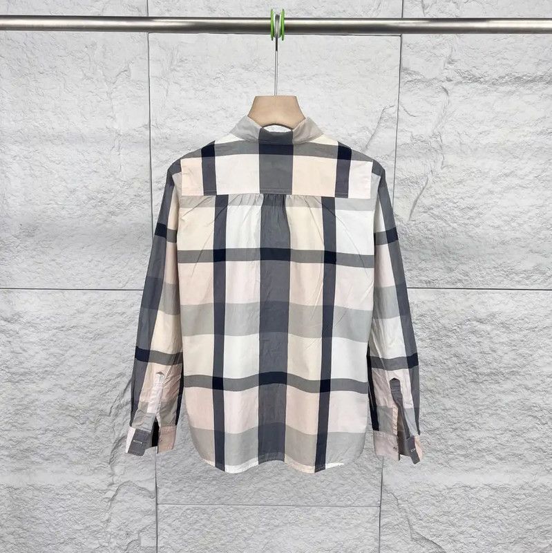 Burberry Burberry Khaki Cotton Men's Long Sleeve Shirt Size US M / EU 48-50 / 2 - 2 Thumbnail