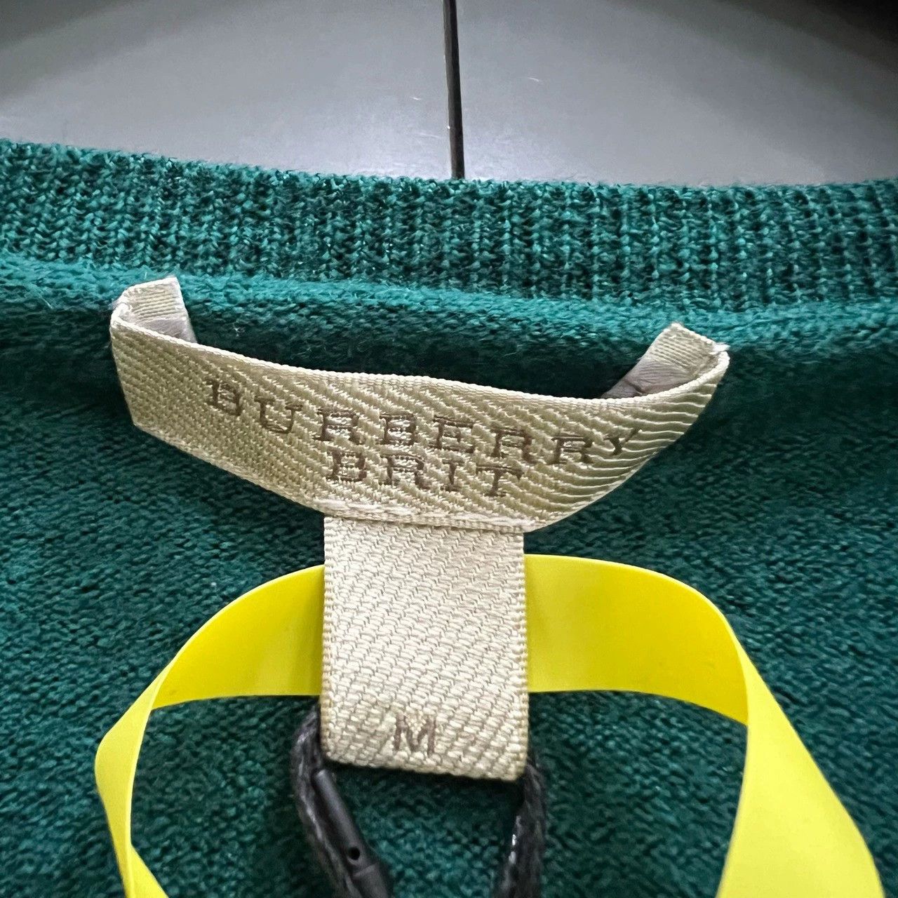 Burberry Burberry Dark Green V-Neck Sweater - dmc Size US M / EU 48-50 / 2 - 5 Thumbnail