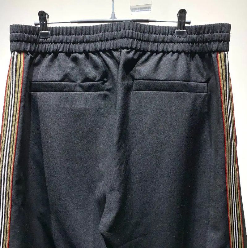 Burberry Men's Casual Pants in Black
