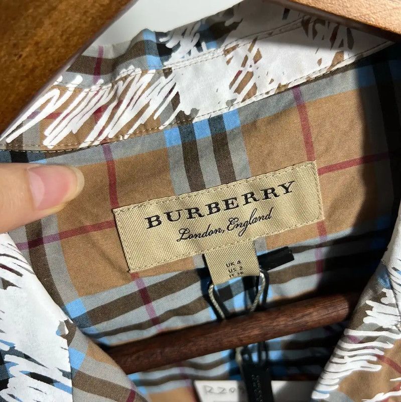 Burberry Burberry Men's Short Sleeve Plaid Shirt Size US M / EU 48-50 / 2 - 3 Thumbnail