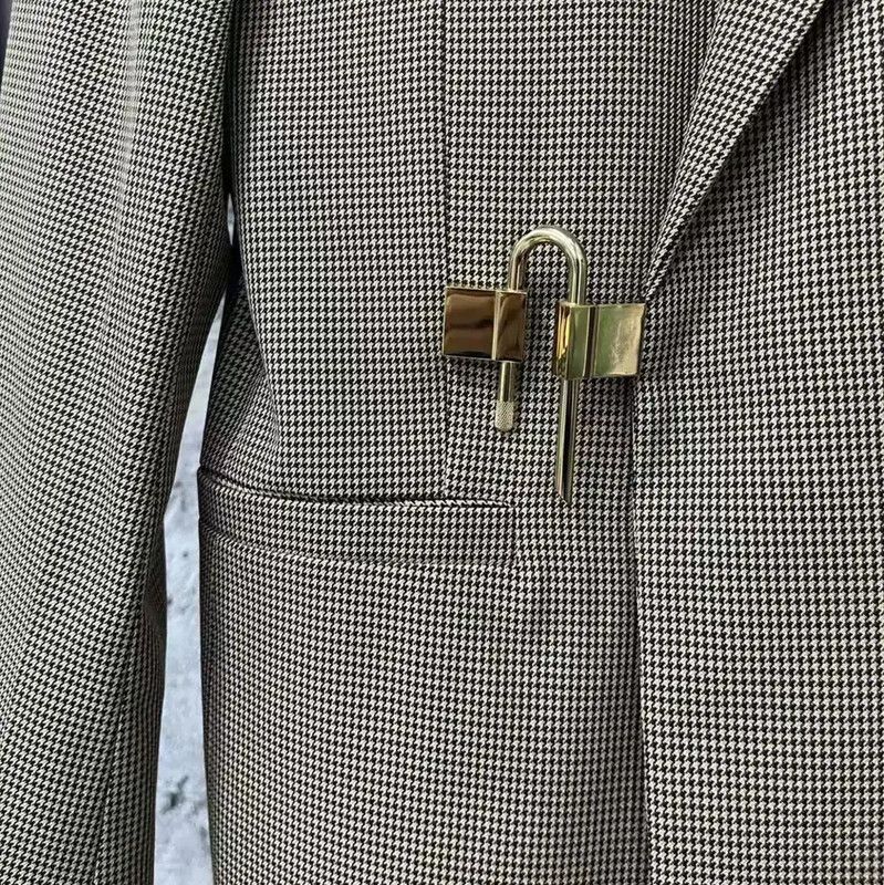 Givenchy Givenchy Beige Long Sleeve Outerwear for Men 0089 Size US M / EU 48-50 / 2 - 5 Thumbnail