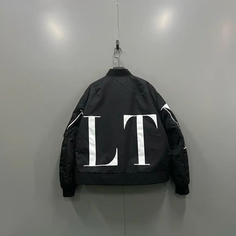 Valentino Valentino Men's Black Logo Short Jacket 0089 Size US M / EU 48-50 / 2 - 2 Thumbnail