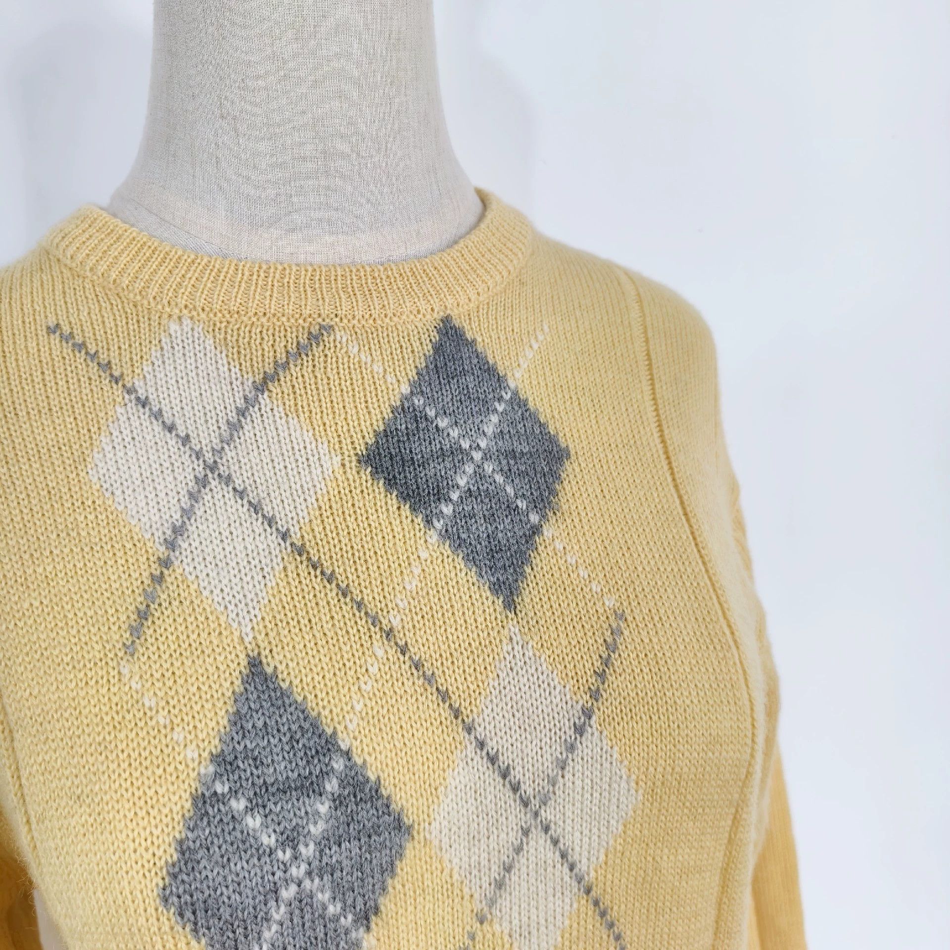 Burberry Vintage Burberry Argyle Sweater - dmc Size US M / EU 48-50 / 2 - 2 Thumbnail