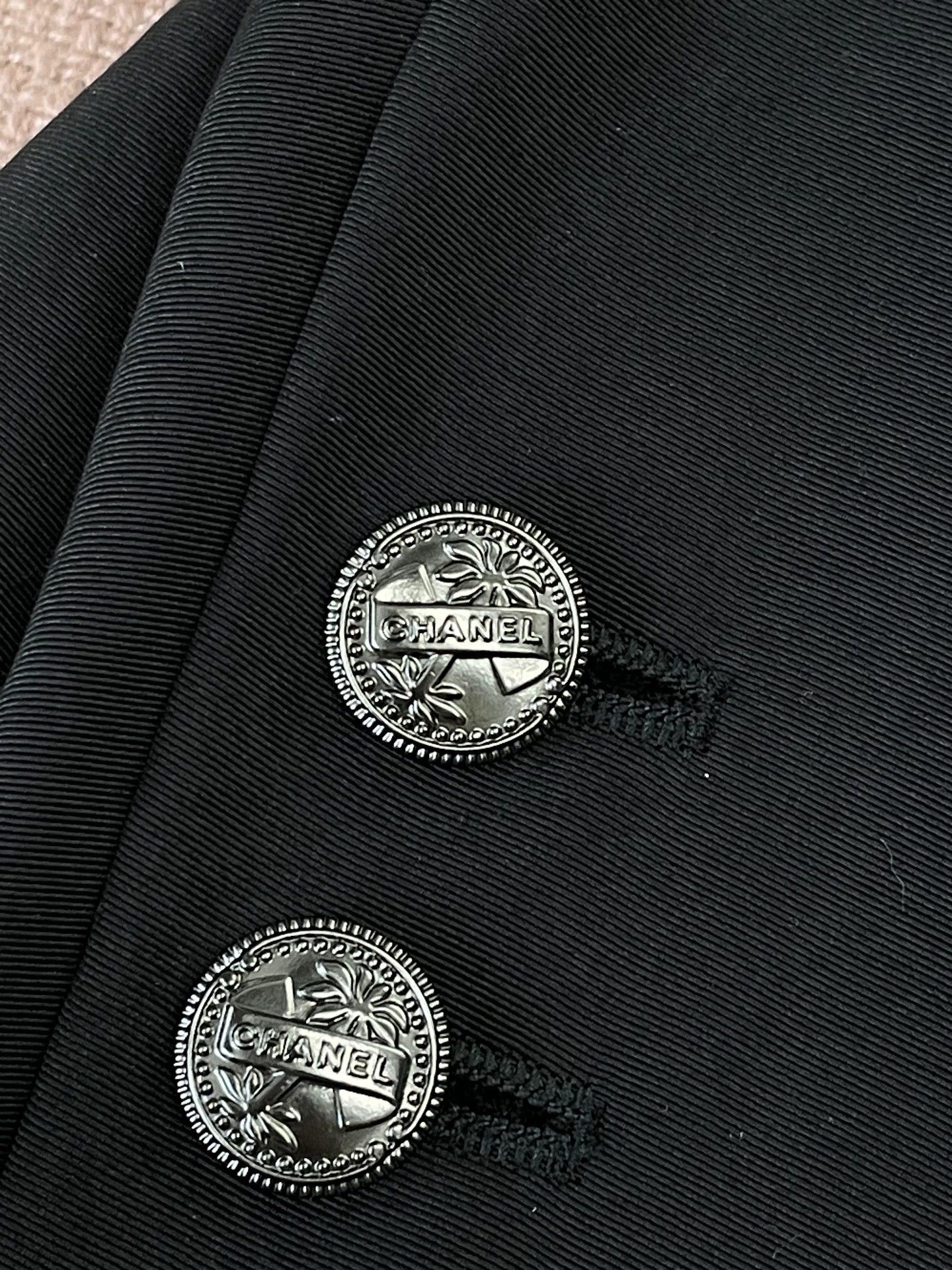 Chanel Chanel 17C Black Silver Button Jacket - dmc Size US S / EU 44-46 / 1 - 3 Thumbnail
