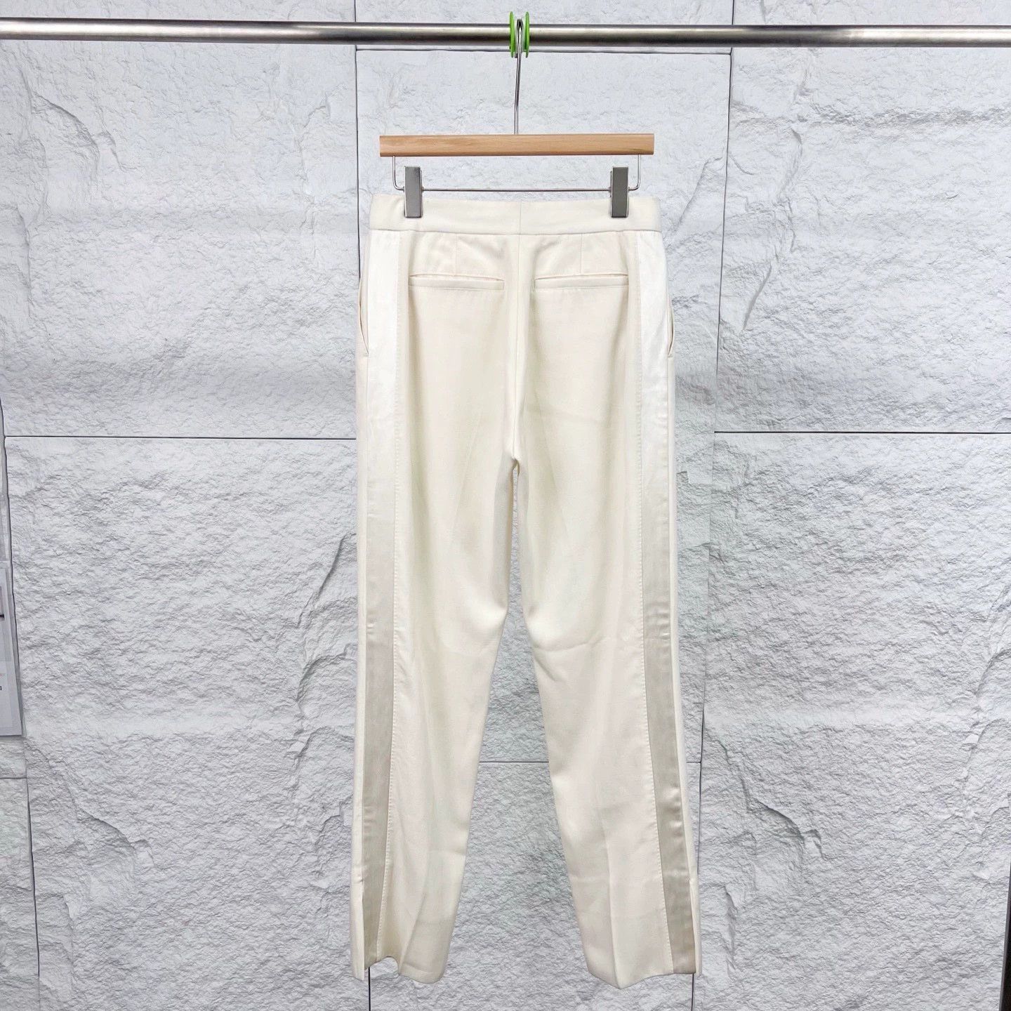 Burberry Burberry White Side Stripe Casual Pants - dmc Size US 31 - 2 Thumbnail