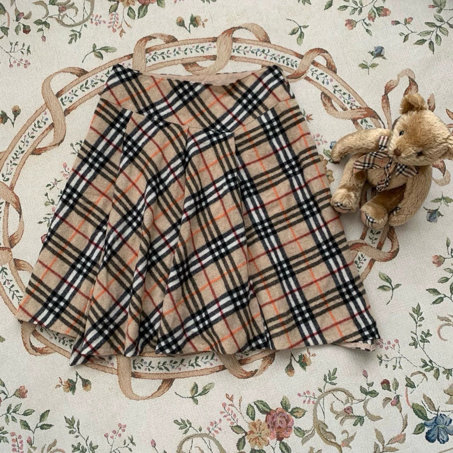 Burberry Burberry Vintage Wool Plaid Skirt - dmc Size US 36 / EU 52 - 2 Thumbnail