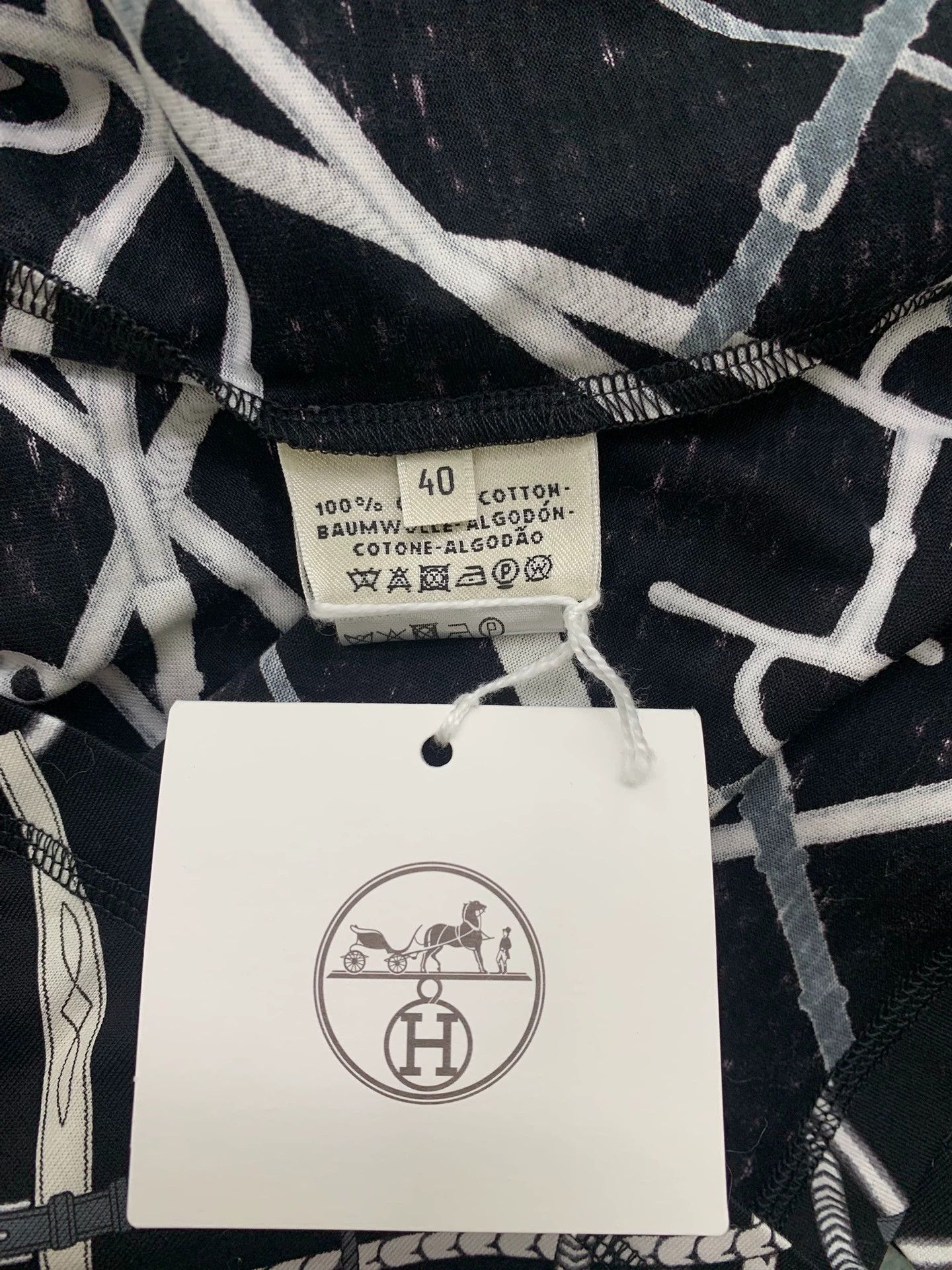 Hermes Hermes Black Printed Short Sleeve T-shirt - dmc Size US M / EU 48-50 / 2 - 4 Thumbnail