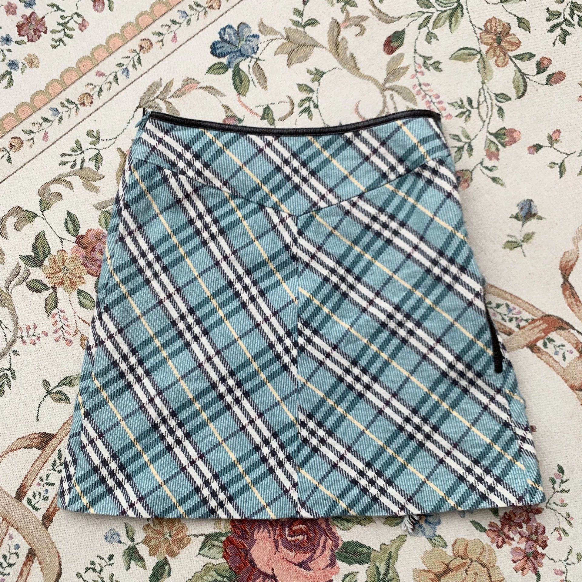 Burberry Burberry Vintage Mint Green Mini Skirt - dmc Size US 28 / EU 44 - 4 Thumbnail