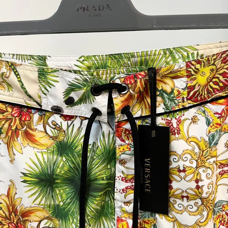 Versace Versace Colorful Men's Polyester Shorts 0089 Size US 30 / EU 46 - 3 Thumbnail
