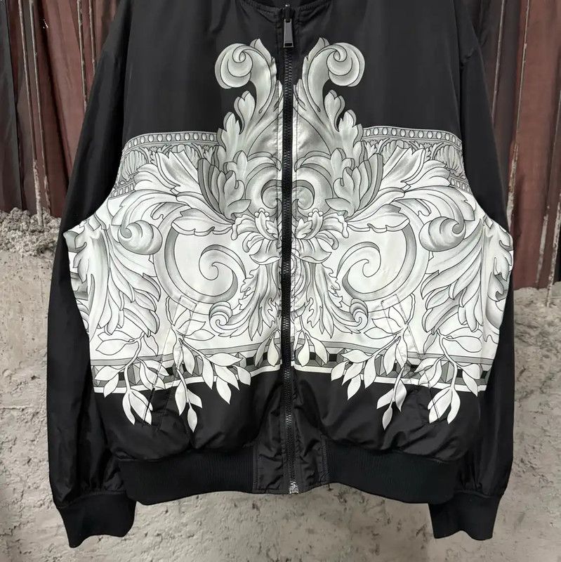 Versace Versace Color Block Men’s Mid-Length Down Jacket 0089 Size US M / EU 48-50 / 2 - 6 Thumbnail