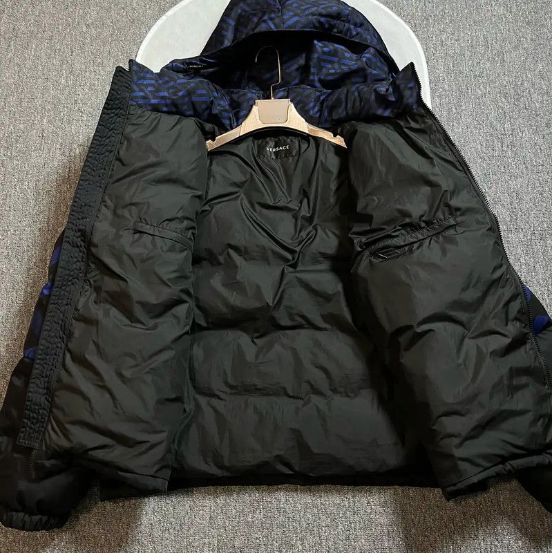 Versace Versace Men's Winter Black Puffer Jacket 0089 Size US M / EU 48-50 / 2 - 3 Thumbnail