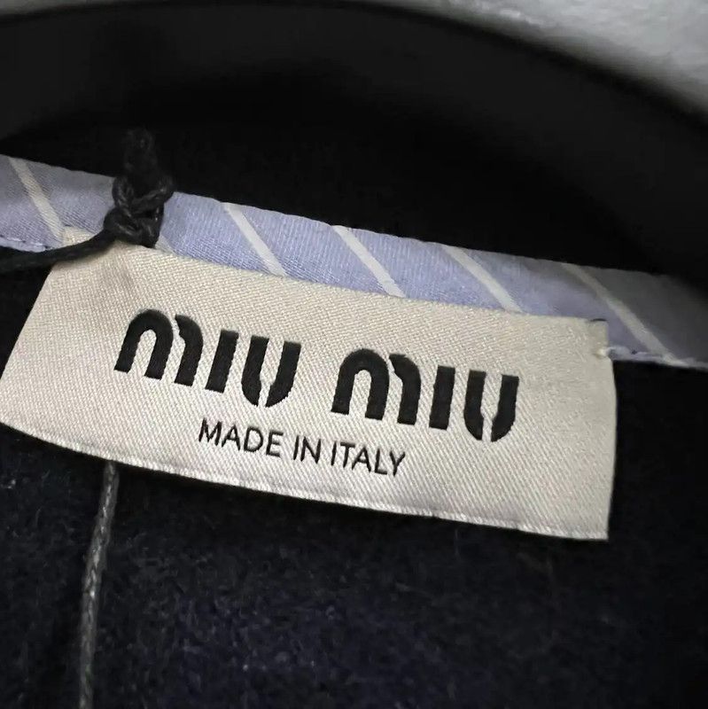 Miu Miu Miu Miu Classic Navy Wool Pullover for Men 0089 Size US M / EU 48-50 / 2 - 2 Thumbnail