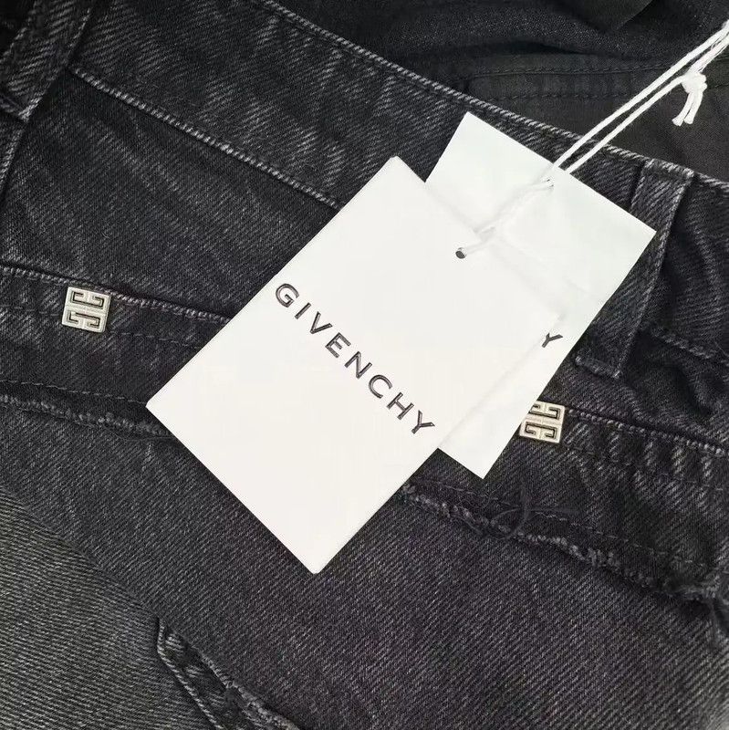 Givenchy Givenchy Black Cotton Distressed Women's Shorts 0089 Size 28" / US 6 / IT 42 - 7 Thumbnail