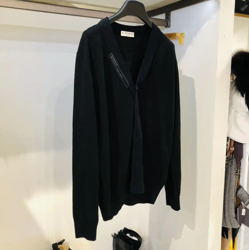 Givenchy Givenchy Black Wool Women's Cardigan 0089 Size M / US 6-8 / IT 42-44 - 2 Thumbnail