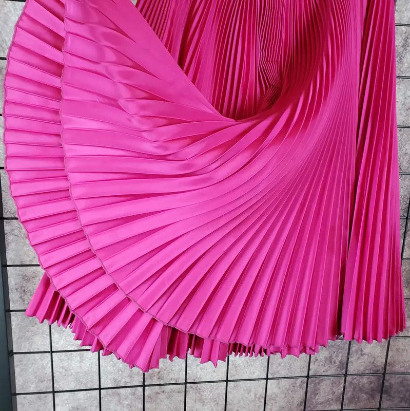 Dior Dior Pleated Skirt in Summer Fuchsia Color 0089 Size 27" / US 4 / IT 40 - 8 Thumbnail