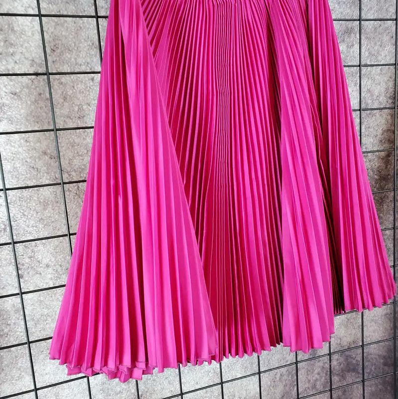Dior Dior Pleated Skirt in Summer Fuchsia Color 0089 Size 27" / US 4 / IT 40 - 10 Thumbnail