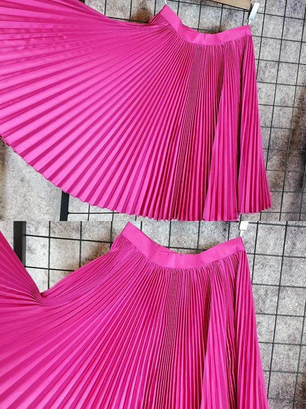 Dior Dior Pleated Skirt in Summer Fuchsia Color 0089 Size 27" / US 4 / IT 40 - 6 Thumbnail