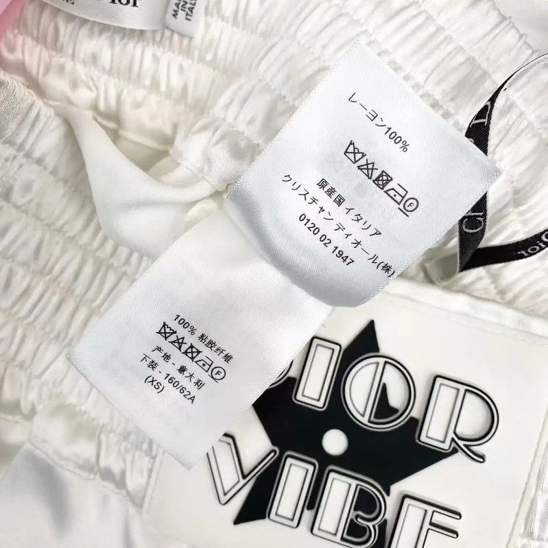 Dior Dior White Women's Shorts 0089 Size 24" / US 00 / IT 34 - 6 Thumbnail