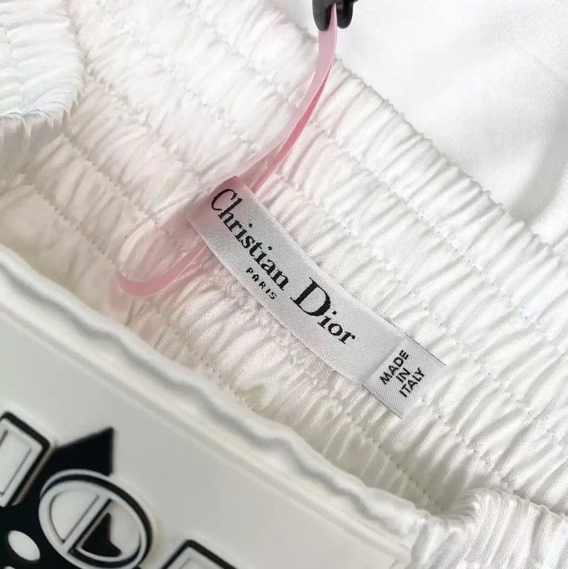 Dior Dior White Women's Shorts 0089 Size 24" / US 00 / IT 34 - 4 Thumbnail