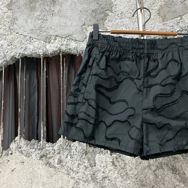 Dior Dior Black Textured Women's Summer Shorts 0089 Size 28" / US 6 / IT 42 - 3 Thumbnail