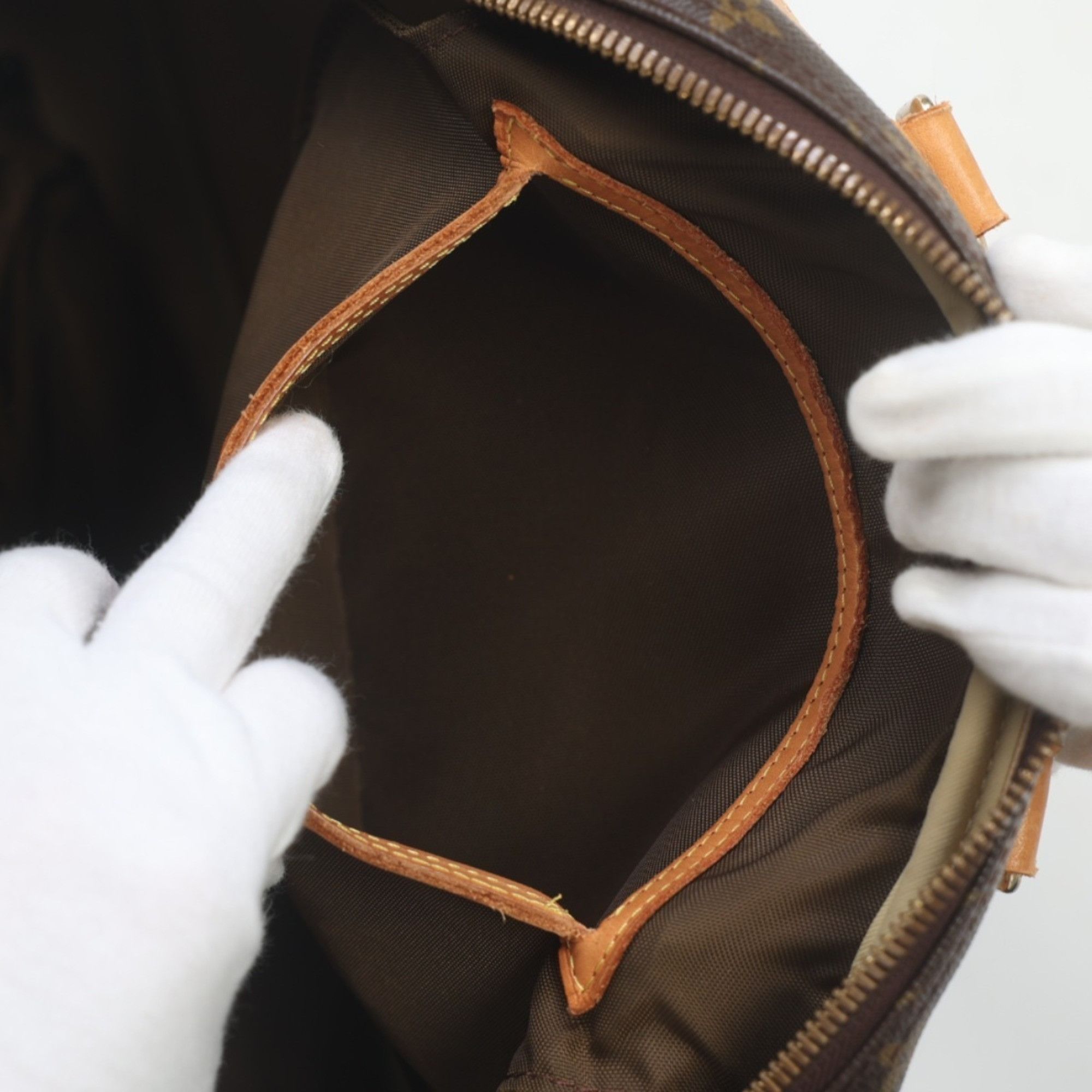 Louis Vuitton Louis Vuitton Boston Bag, Sports Monogram Evasion Canvas, M41443, Brown Size ONE SIZE - 16 Thumbnail