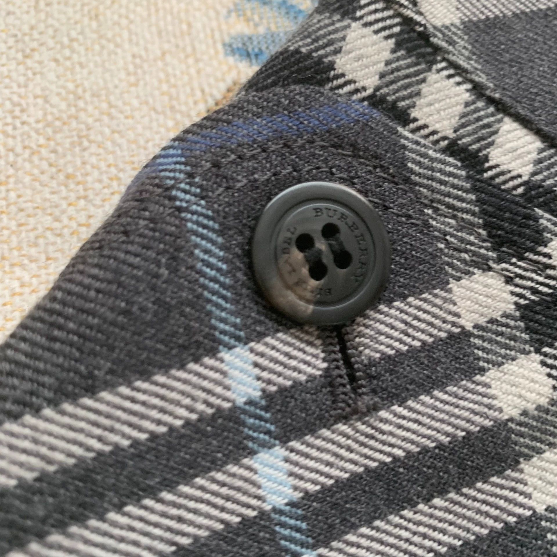 Burberry Burberry Plaid Wool Mini Skirt - dmc Size US 28 / EU 44 - 5 Thumbnail