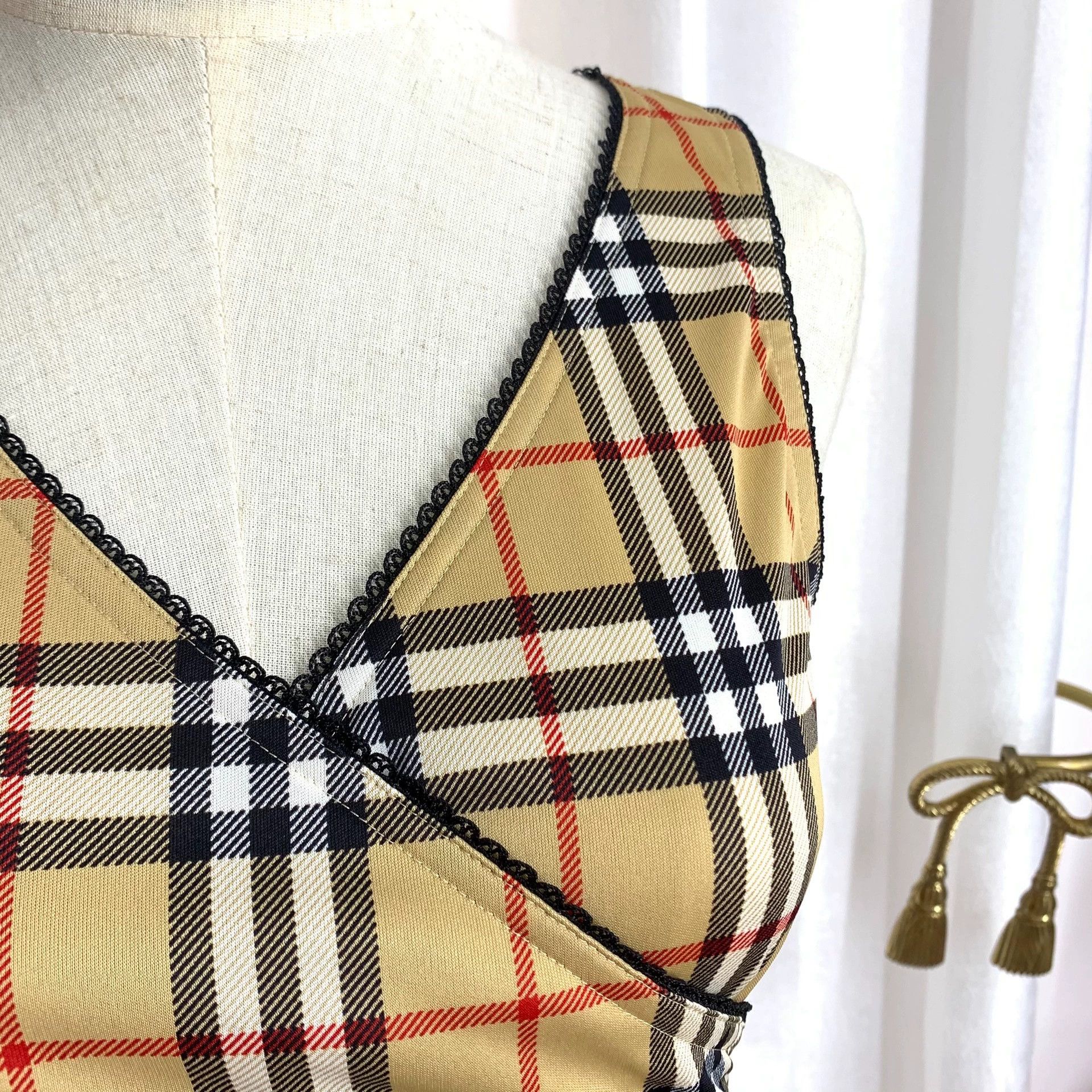 Burberry Burberry Classic Plaid Sleeveless Dress - dmc Size US M / EU 48-50 / 2 - 2 Thumbnail