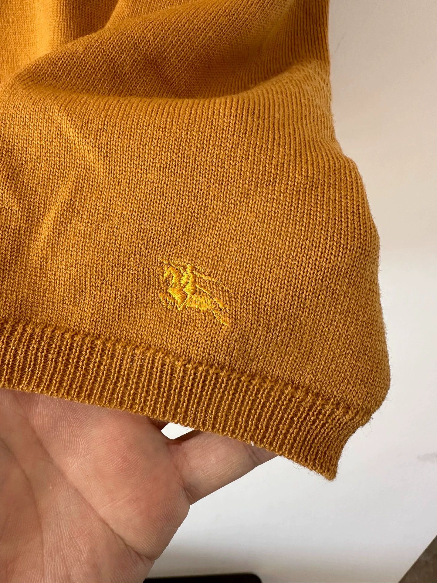 Burberry Burberry Yellow Turtleneck Knit Vest - dmc Size US L / EU 52-54 / 3 - 3 Thumbnail