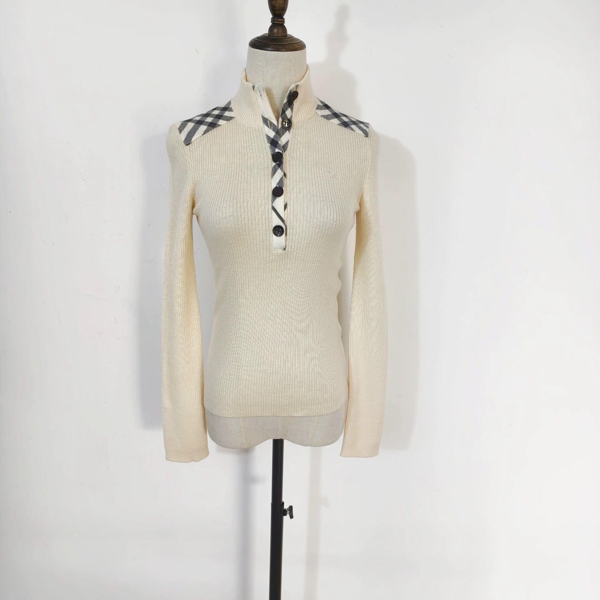 Burberry Vintage Burberry Knit Top - dmc Size US XS / EU 42 / 0 - 3 Thumbnail