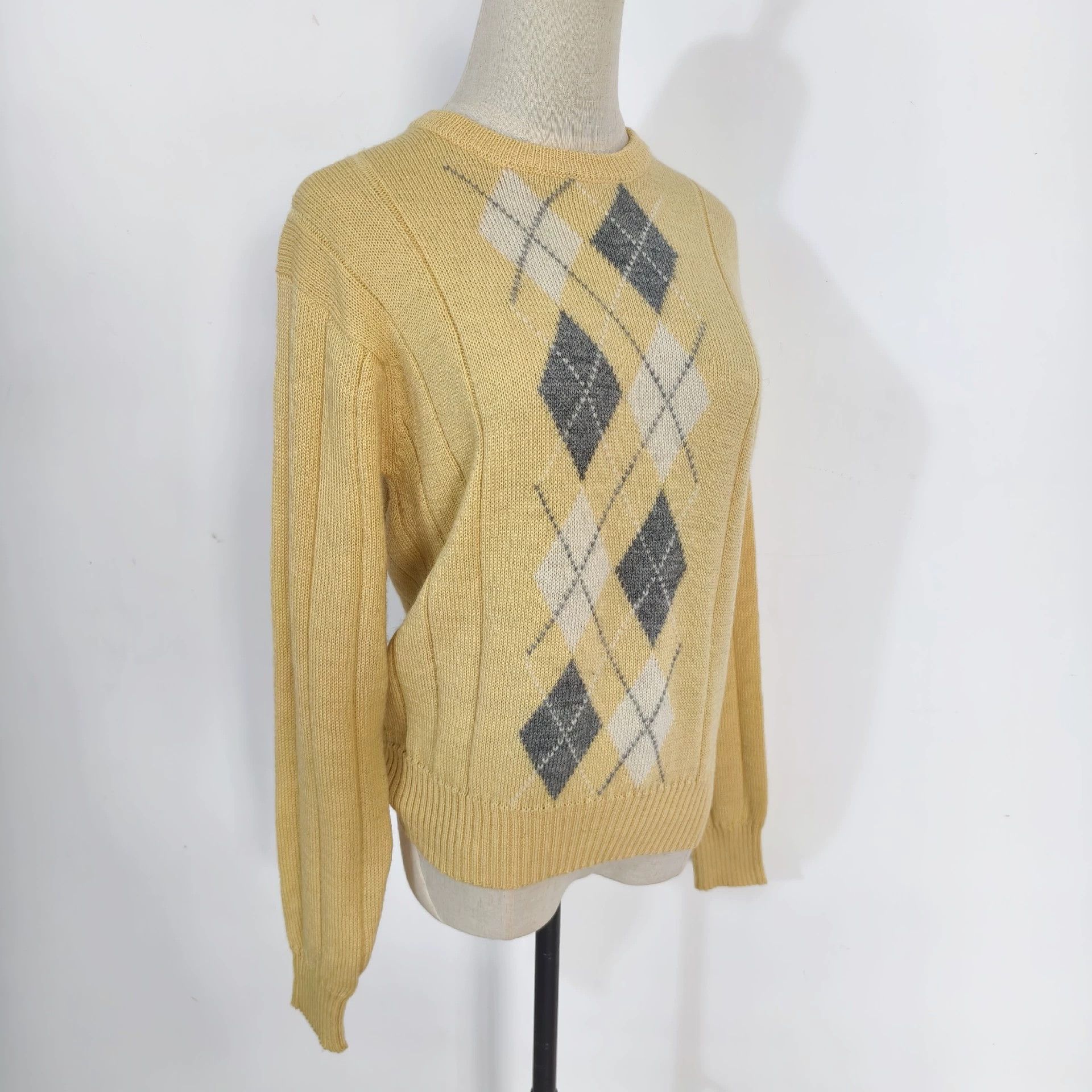 Burberry Vintage Burberry Argyle Sweater - dmc Size US M / EU 48-50 / 2 - 3 Thumbnail