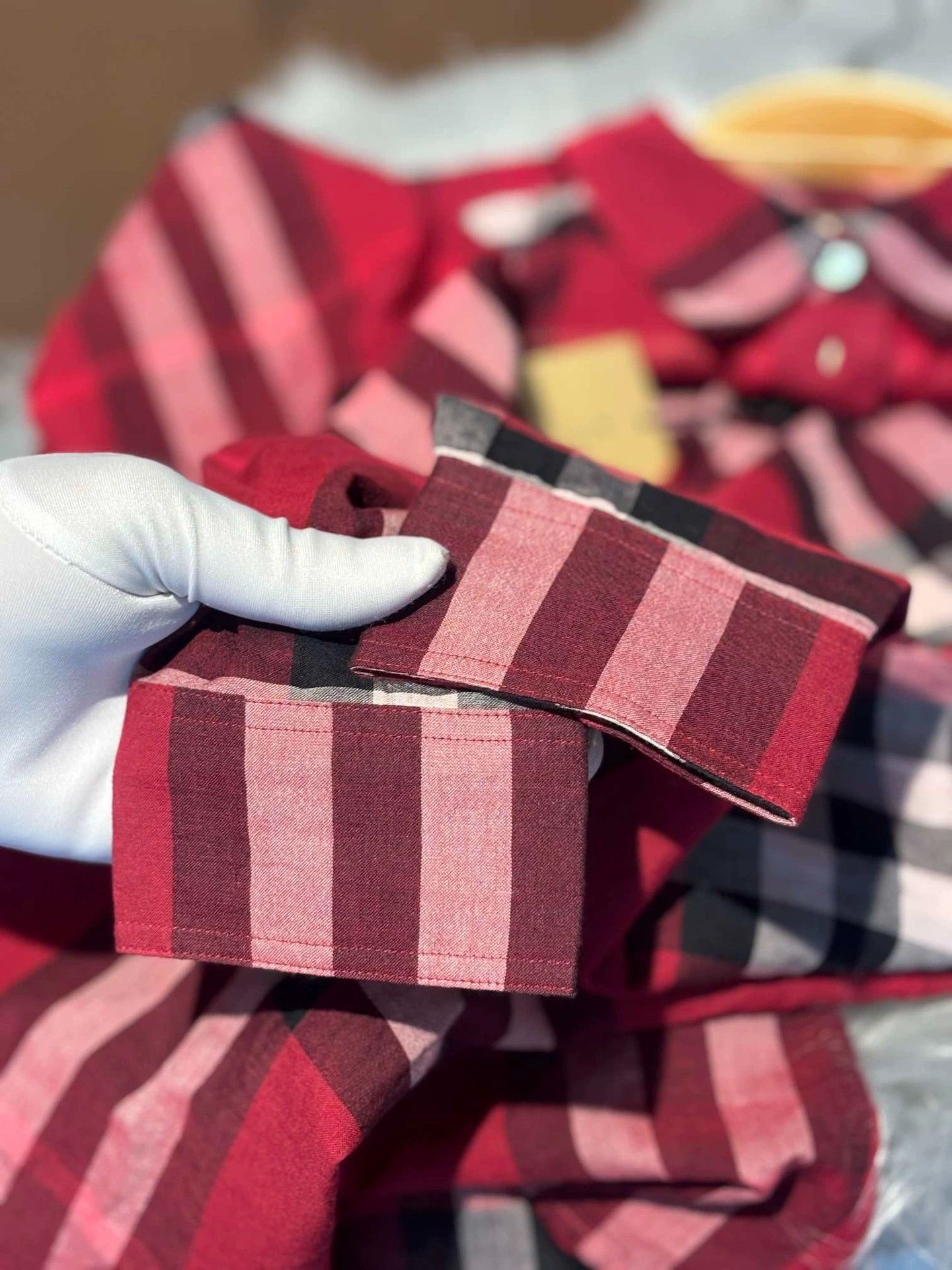 Burberry Burberry Red Plaid Casual Shirt - dmc Size US M / EU 48-50 / 2 - 7 Thumbnail
