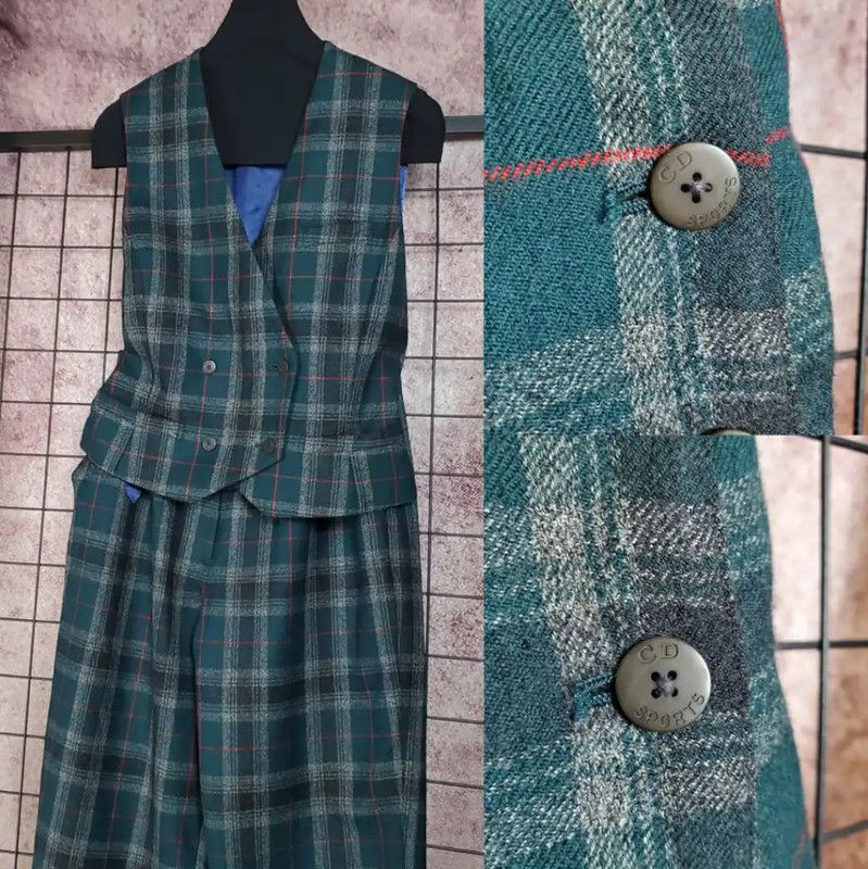 Dior Dior Wool Plaid Sleeveless Cardigan in Green 0089 Size M / US 6-8 / IT 42-44 - 3 Thumbnail
