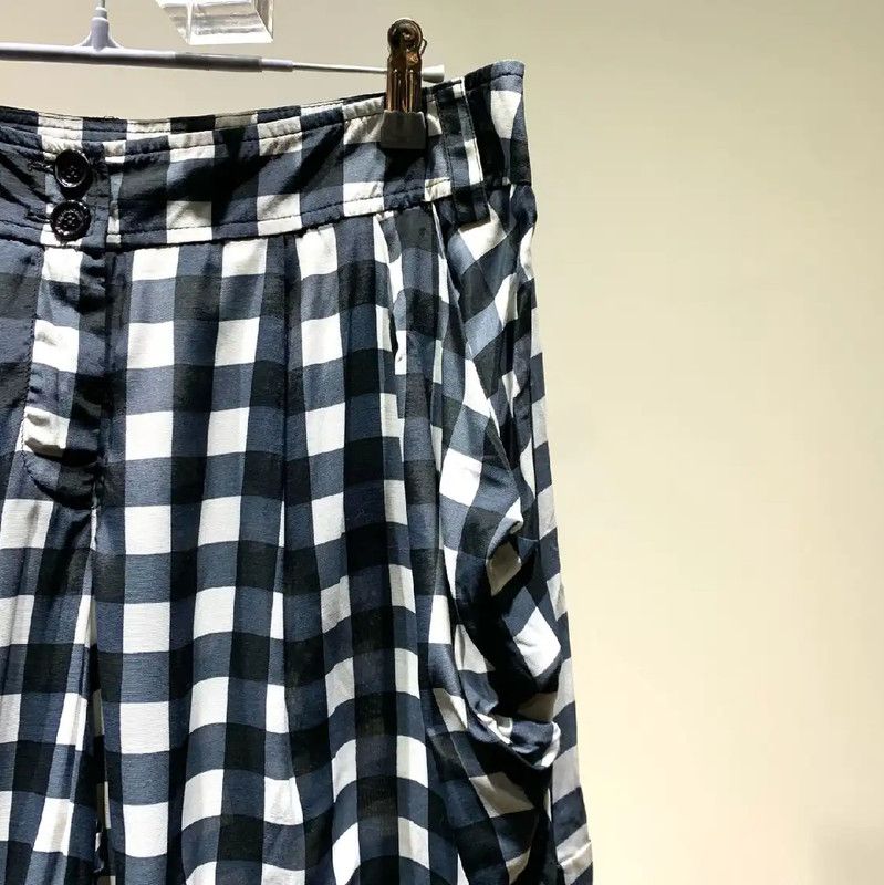 Moschino Moschino Black Gingham Women's Shorts 0089 Size 28" / US 6 / IT 42 - 6 Thumbnail
