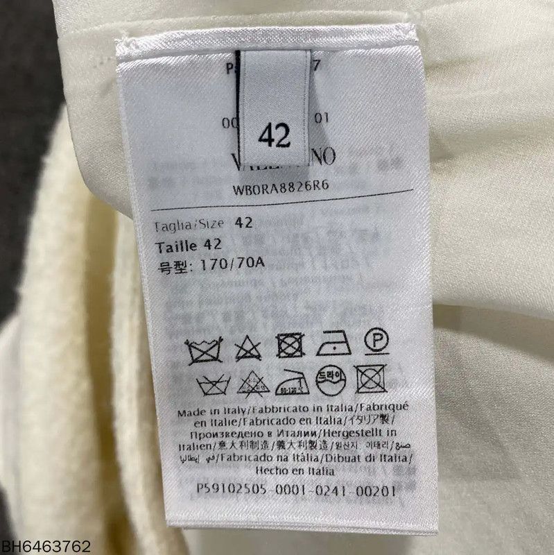 Valentino Valentino Women's White Skirt 0089 Size 26" / US 2 / IT 38 - 5 Thumbnail
