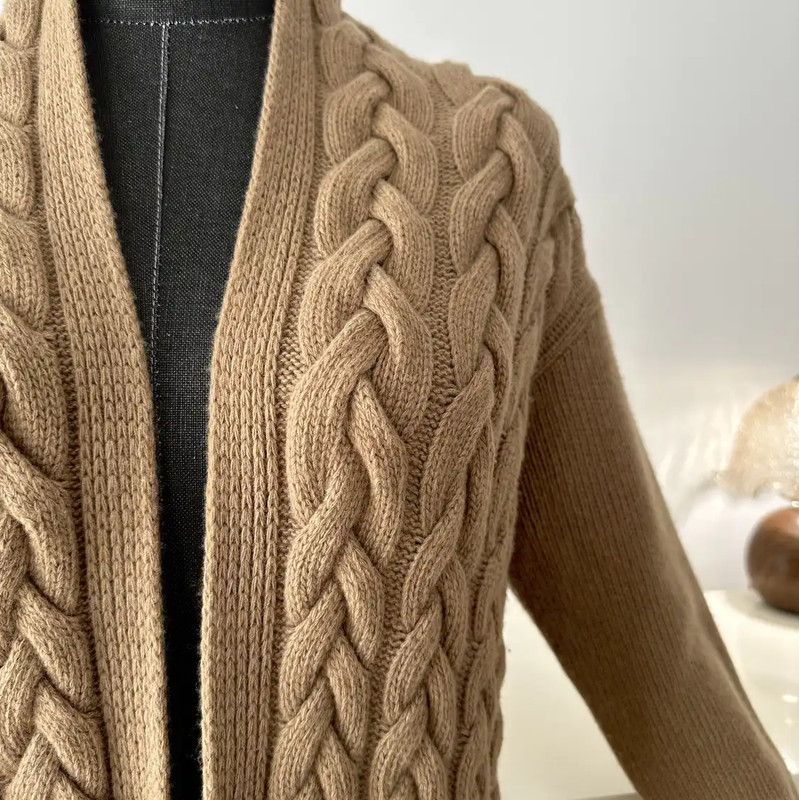 Max Mara MaxMara Beige Women's Cardigan with Braided Knit 0089 Size M / US 6-8 / IT 42-44 - 5 Thumbnail