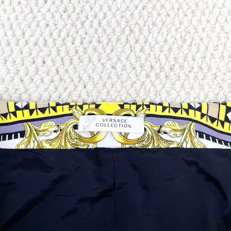 Versace Versace Multi-Patterned Short Skirt Size L 0089 Size 32" / US 10 / IT 46 - 3 Thumbnail