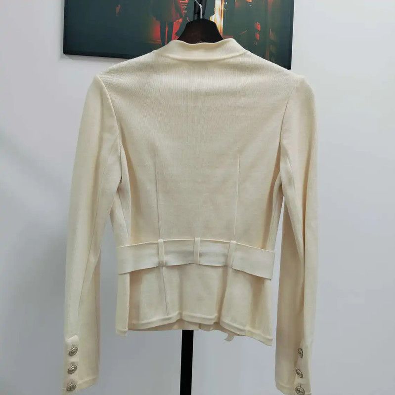 Chanel Chanel Beige Wool Long Sleeve Cardigan 0089 Size M / US 6-8 / IT 42-44 - 2 Thumbnail