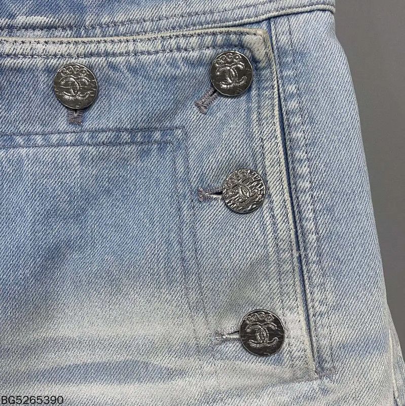 Chanel Chanel Light Blue Women's Shorts 0089 Size 26" / US 2 / IT 38 - 5 Thumbnail