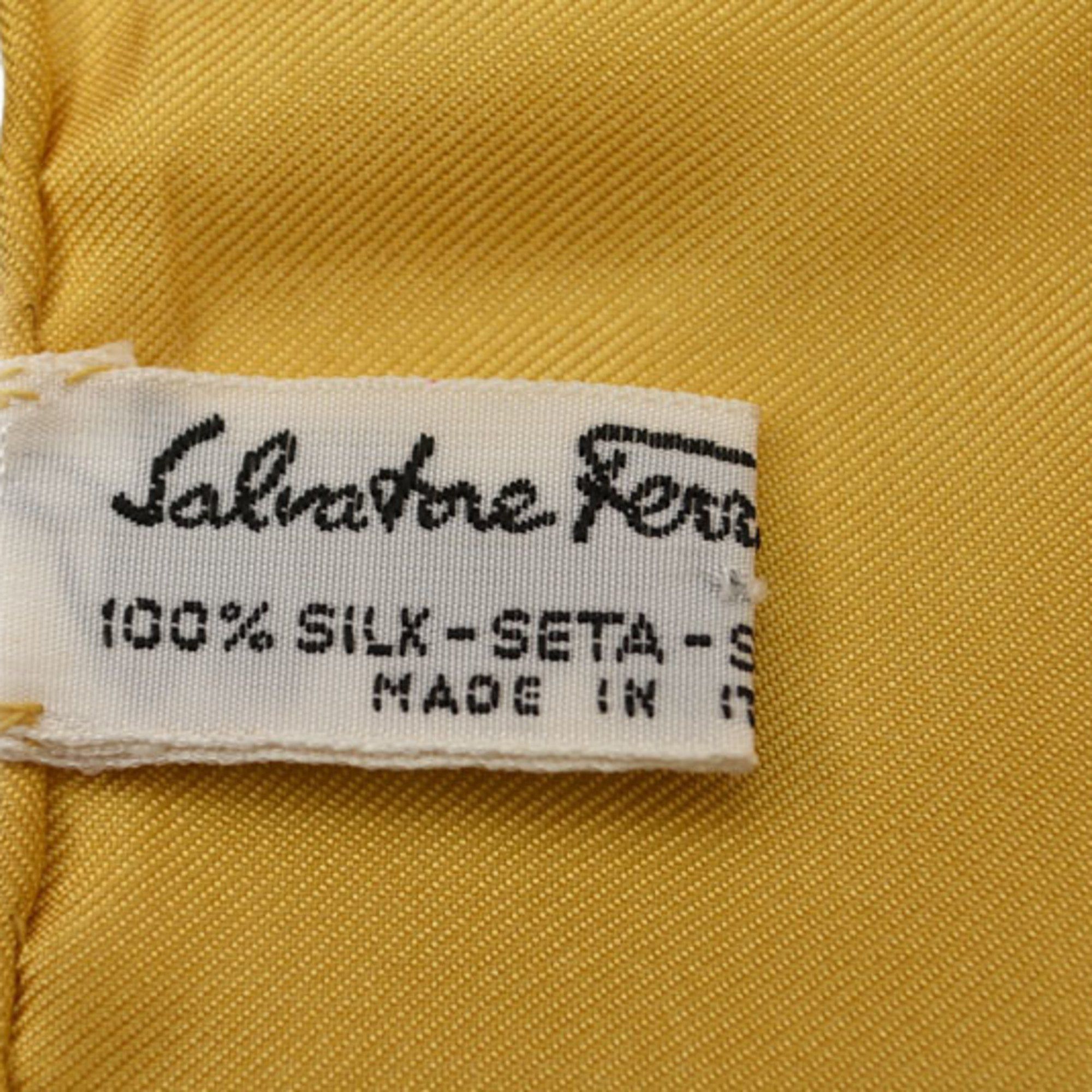 Salvatore Ferragamo Salvatore Ferragamo scarf/muffler in yellow with animal motifs and leopard print. Size ONE SIZE - 7 Thumbnail