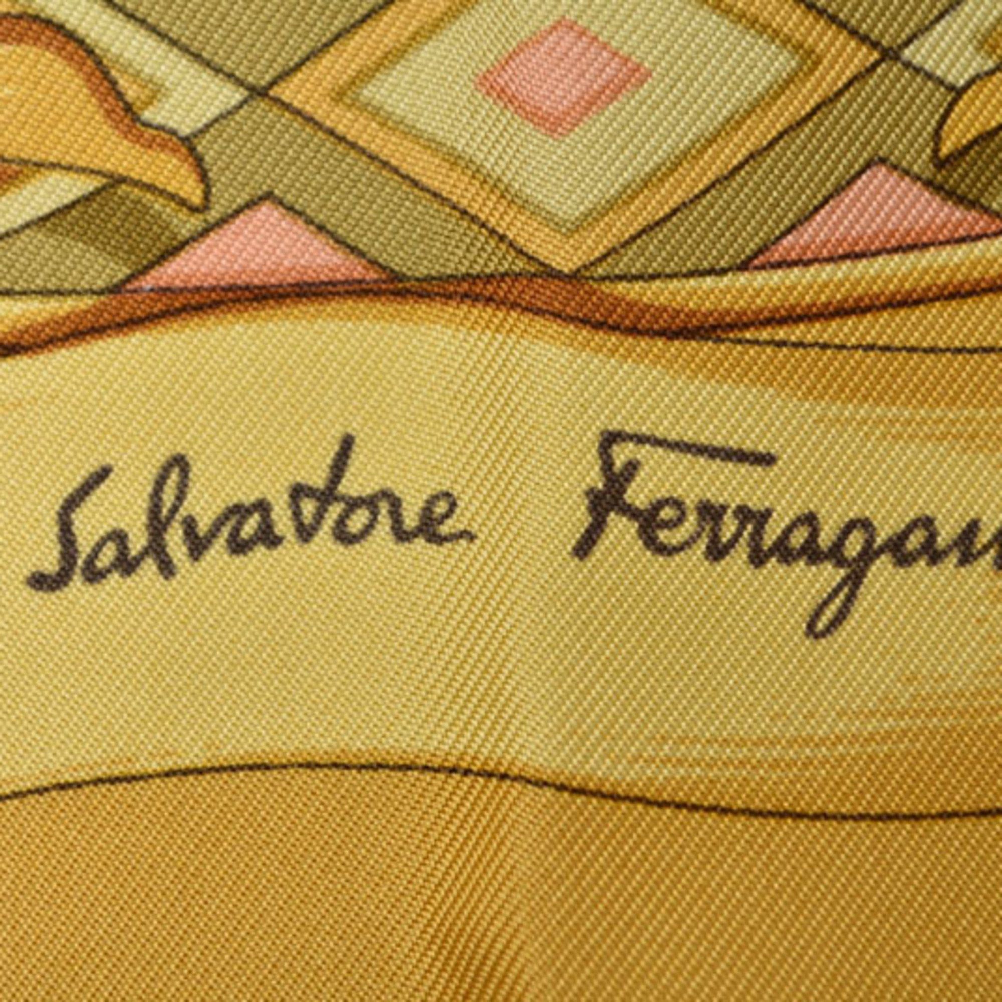 Salvatore Ferragamo Salvatore Ferragamo scarf/muffler in yellow with animal motifs and leopard print. Size ONE SIZE - 9 Thumbnail