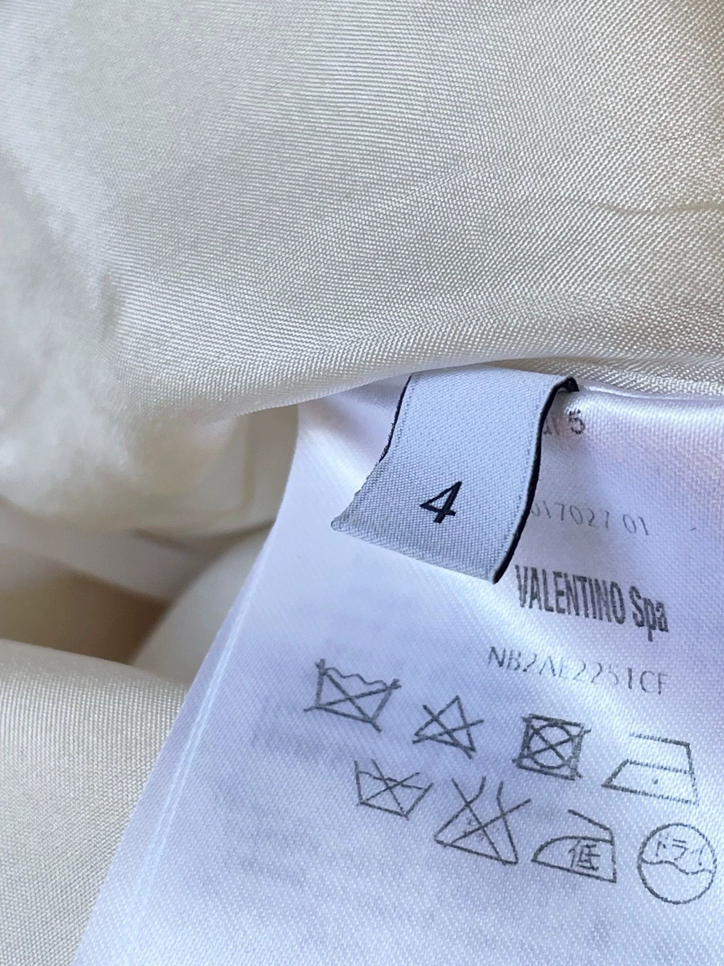 Valentino Valentino Silk Wool Studded Top - dmc Size US XS / EU 42 / 0 - 7 Thumbnail