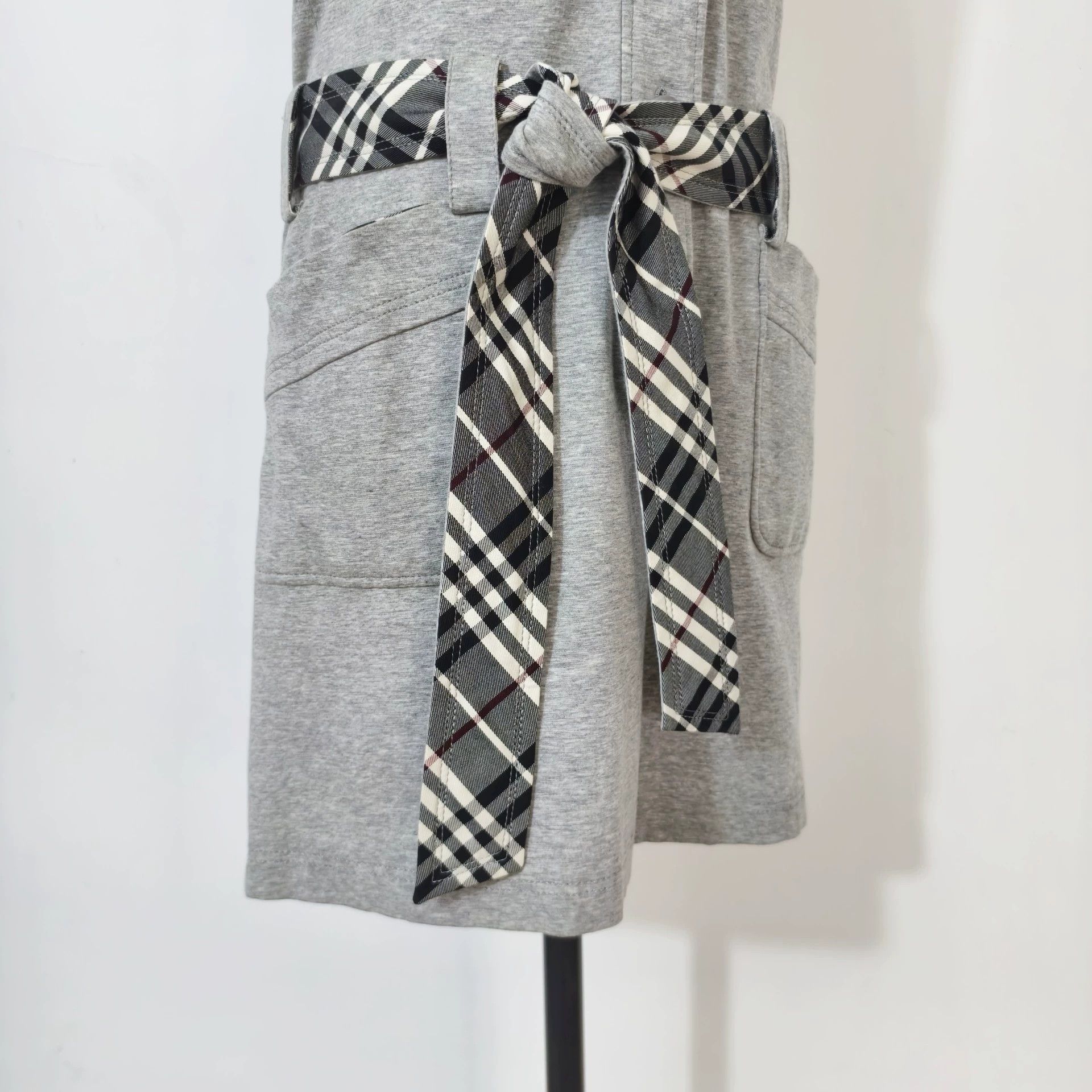 Burberry Vintage Burberry Sleeveless Dress - dmc Size US S / EU 44-46 / 1 - 3 Thumbnail
