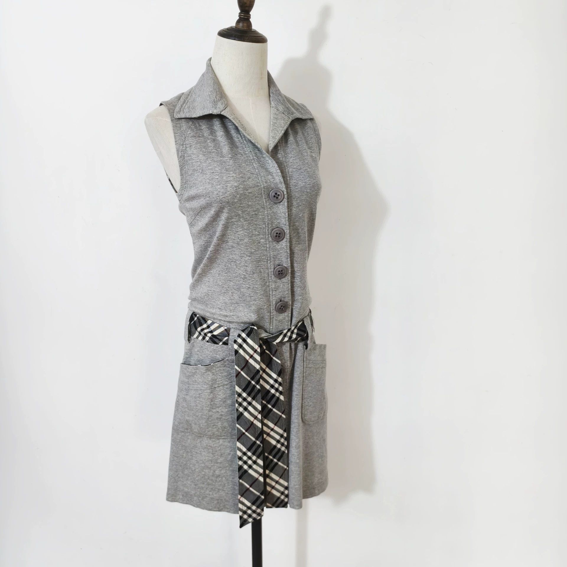 Burberry Vintage Burberry Sleeveless Dress - dmc Size US S / EU 44-46 / 1 - 5 Thumbnail