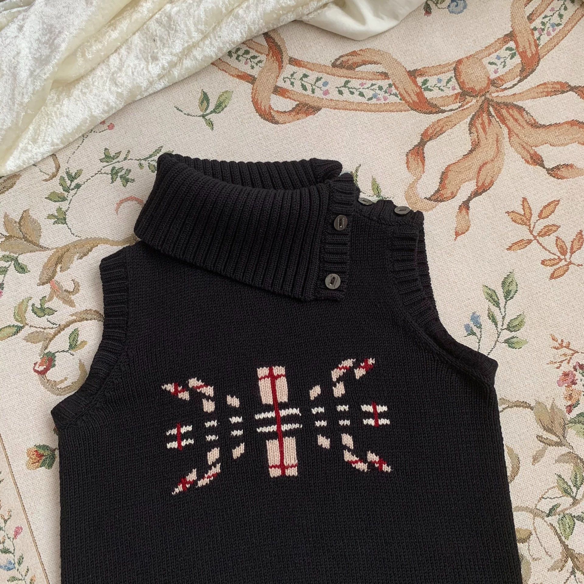 Burberry Burberry Vintage Wool Sleeveless Vest - dmc Size US S / EU 44-46 / 1 - 3 Thumbnail
