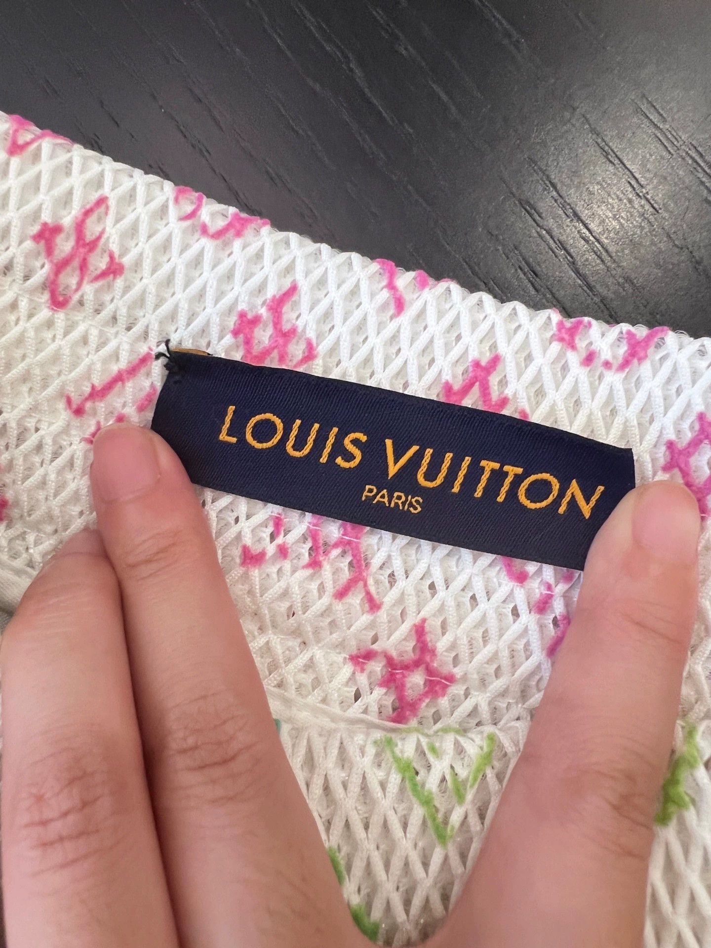 Louis Vuitton Louis Vuitton Rainbow Gradient Mesh Shorts - dmc Size US 31 - 4 Thumbnail