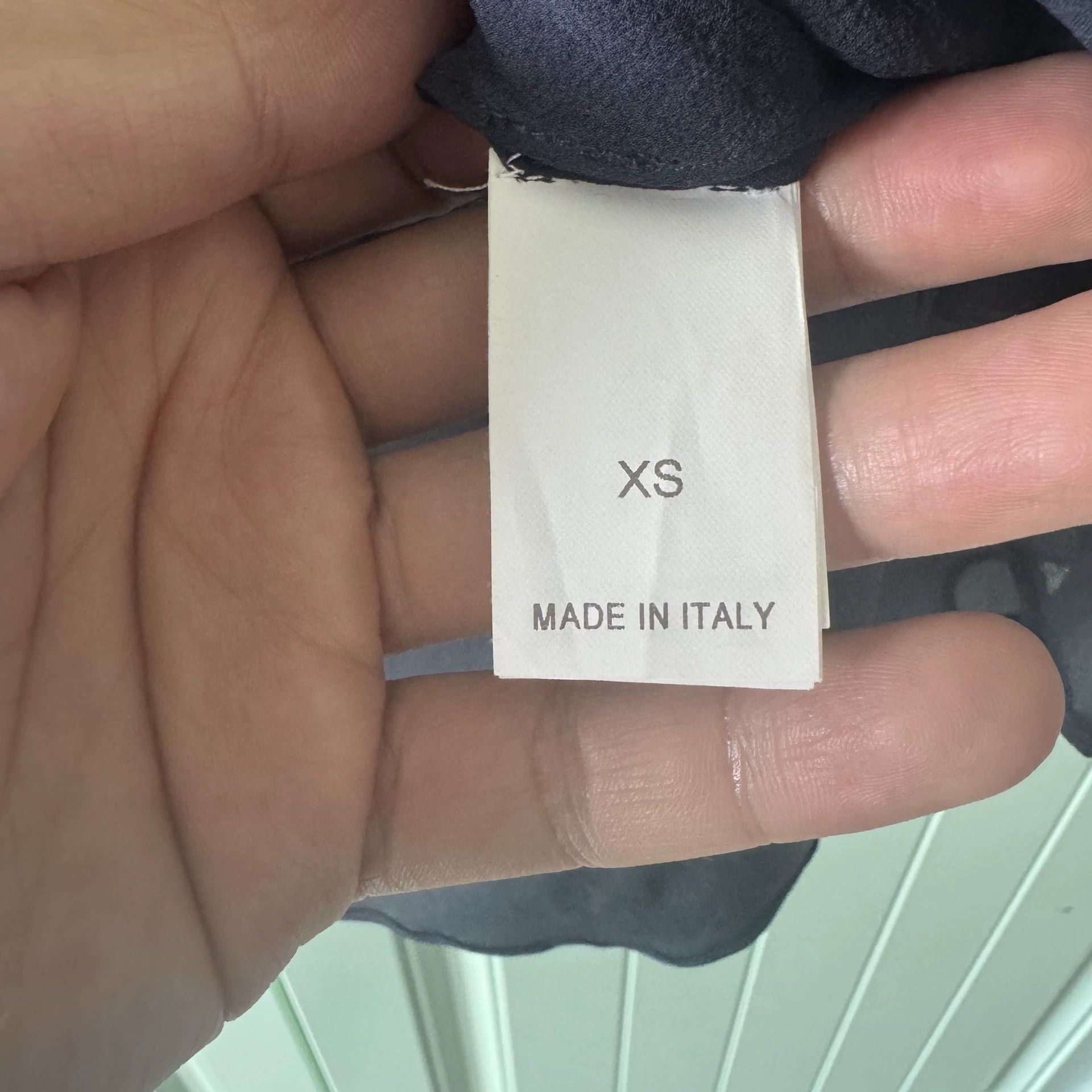 Brunello Cucinelli Brunello Cucinelli Silk V-Neck Blouse XS - dmc Size US XS / EU 42 / 0 - 4 Thumbnail