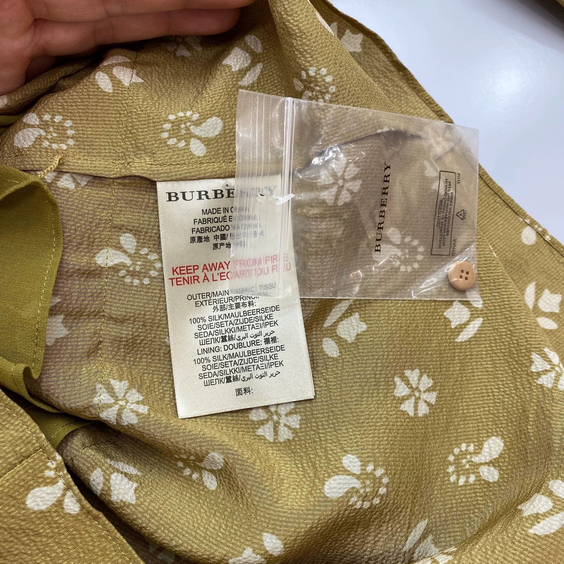 Burberry Burberry Floral Silk Dress - dmc Size US L / EU 52-54 / 3 - 6 Thumbnail