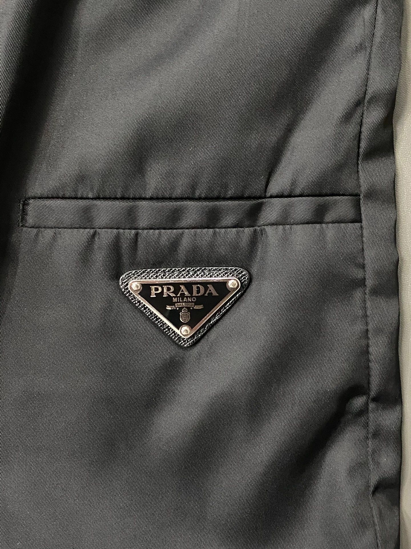 Prada Prada Nylon Triangle Logo Shorts - dmc Size US 36 / EU 52 - 3 Thumbnail