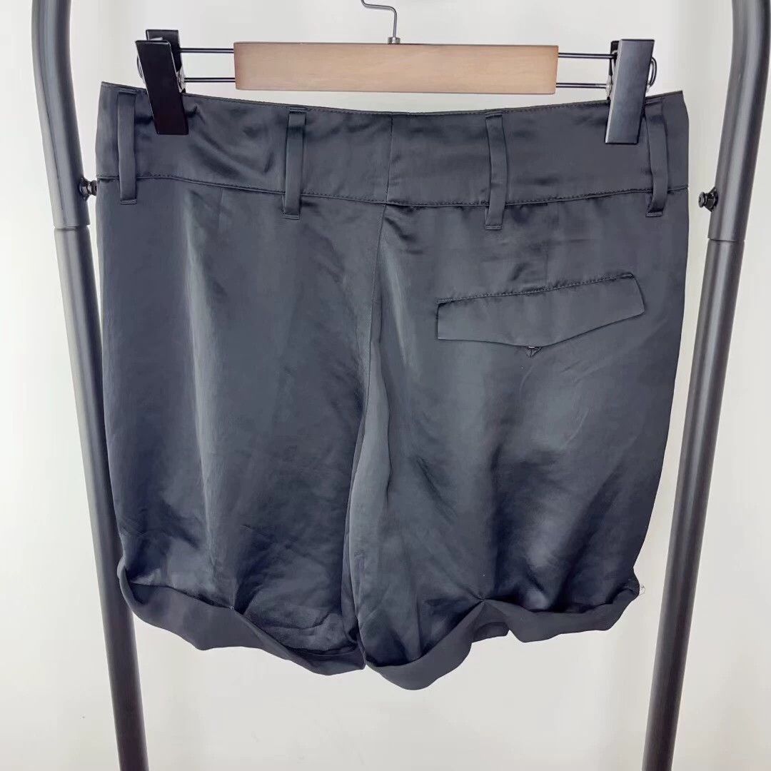 Prada PRADA Women's Black Casual Shorts - dmc Size US 38 / EU 54 - 2 Thumbnail